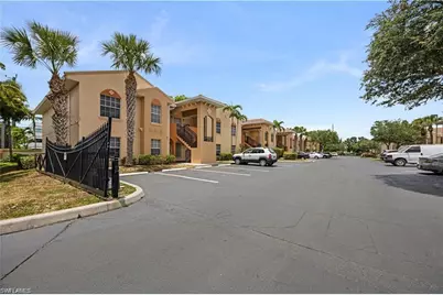 4110 Castilla Cir #105, Fort Myers, FL 33916 - Photo 2