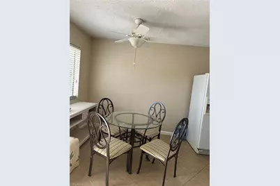 4633 Bayshore Dr #M2, Naples, FL 34112 - Photo 4