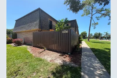 5556 Malt Dr #3, Fort Myers, FL 33907 - Photo 2