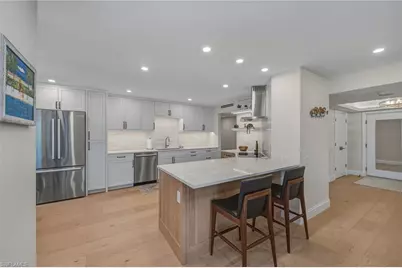 4401 Gulf Shore Blvd N #B202, Naples, FL 34103 - Photo 6