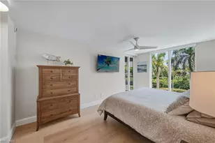 4401 Gulf Shore Blvd N, Naples, FL 34103 - Photo 20
