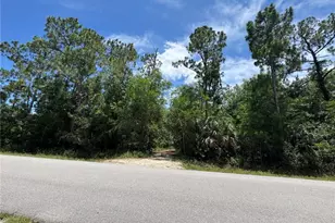 930 24th Ave NE, Naples, FL 34120 - Photo 2