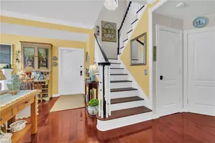 5505 Cove Cir, Naples, FL 34119 - Photo 6