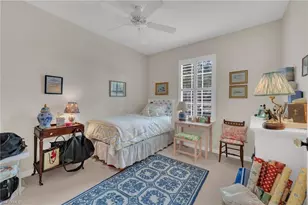 5505 Cove Cir, Naples, FL 34119 - Photo 12