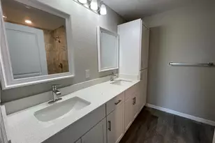 610 NW 11th Terrace, Cape Coral, FL 33993 - Photo 6