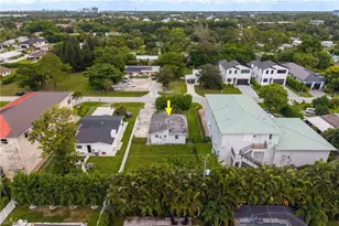 2664 Van Buren Ave, Naples, FL 34112 - Photo 8