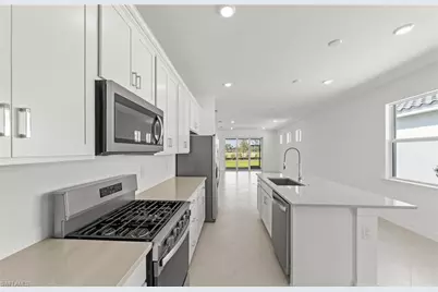 7120 Chapel Creek Ln, North Fort Myers, FL 33917 - Photo 10