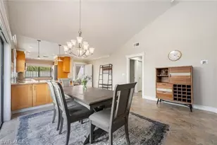 551 Beachwalk Cir, Naples, FL 34108 - Photo 30