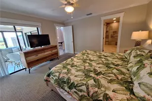 551 Beachwalk Cir, Naples, FL 34108 - Photo 42