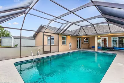 401 Candlewick Cir E, Lehigh Acres, FL 33936 - Photo 2