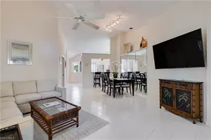 8420 Excalibur Cir, Naples, FL 34108 - Photo 12
