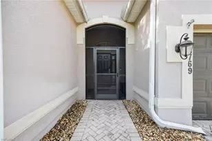2769 Inlet Cove Ln W, Naples, FL 34120 - Photo 2