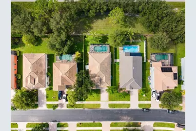 2769 Inlet Cove Ln W, Naples, FL 34120 - Photo 36