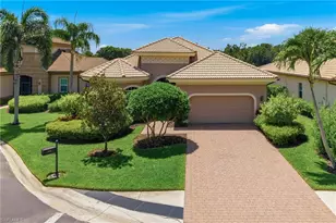 6168 Dogleg Dr, Naples, FL 34113 - Photo 2