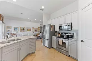 6168 Dogleg Dr, Naples, FL 34113 - Photo 12