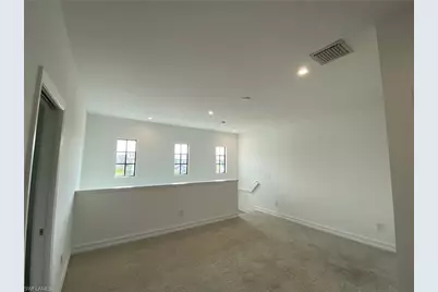 7530 Rockefeller Dr, Naples, FL 34119 - Photo 18