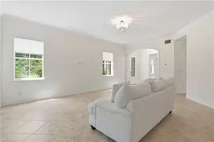 2886 Castillo Ct, Naples, FL 34109 - Photo 16
