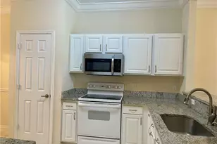3965 Bishopwood Ct E, Naples, FL 34114 - Photo 4