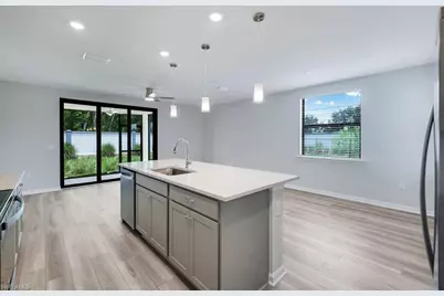 27907 Radiant Ct, Bonita Springs, FL 34135 - Photo 2