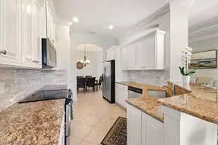 10351 Glastonbury Cir, Fort Myers, FL 33913 - Photo 16