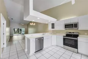 2055 Cascades Dr, Naples, FL 34112 - Photo 8