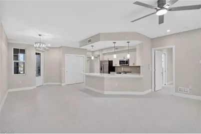 286 Indies Dr E #101, Naples, FL 34114 - Photo 4