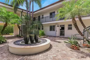 960 7th St S, Naples, FL 34102 - Photo 6