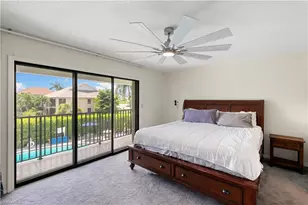 1050 6th St S, Naples, FL 34102 - Photo 20