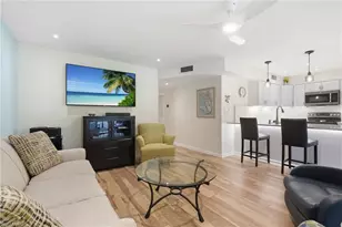 175 Forest Lakes Blvd, Naples, FL 34105 - Photo 8