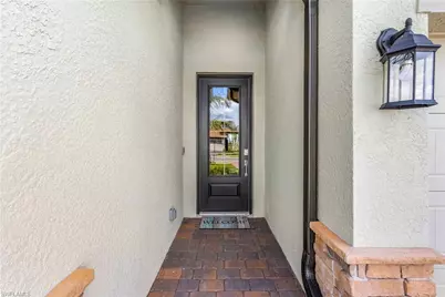 20210 Kingmont Dr, Estero, FL 33913 - Photo 4
