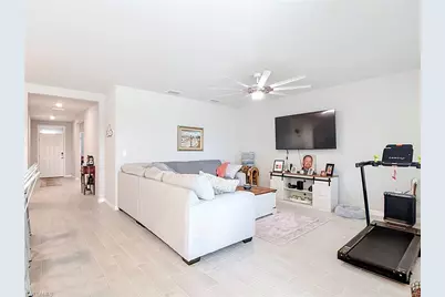 2161 NW 22nd Pl, Cape Coral, FL 33993 - Photo 10