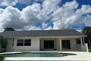 2875 18th Ave SE, Naples, FL 34117 - Photo 8