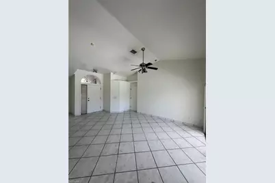 2875 18th Ave SE, Naples, FL 34117 - Photo 6