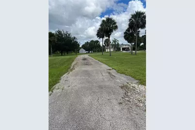 2875 18th Ave SE, Naples, FL 34117 - Photo 18