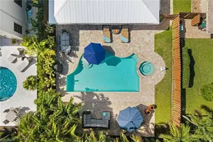 580 97th Ave N, Naples, FL 34108 - Photo 2
