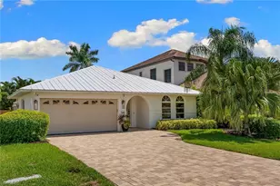 580 97th Ave N, Naples, FL 34108 - Photo 1