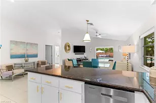 580 97th Ave N, Naples, FL 34108 - Photo 8