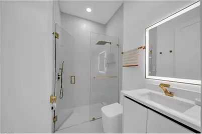 329 SW 26th Pl, Cape Coral, FL 33991 - Photo 32
