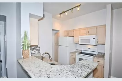 23500 Walden Center Dr #104, Estero, FL 34134 - Photo 6