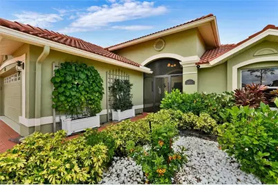 5866 Westbourgh Ct, Naples, FL 34112 - Photo 2