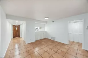 3350 10th St N, Naples, FL 34103 - Photo 8