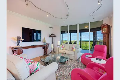 7425 Pelican Bay Blvd #506, Naples, FL 34108 - Photo 2