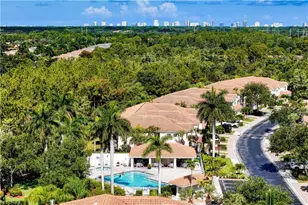 904 Hampton Cir, Naples, FL 34105 - Photo 32