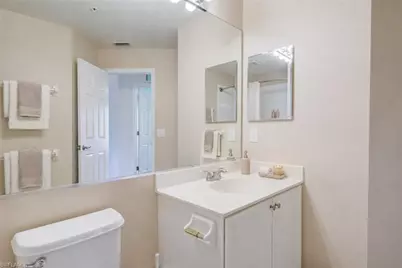 904 Hampton Cir, Naples, FL 34105 - Photo 20