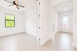 3929 E Hampton Cir, Alva, FL 33920 - Photo 12