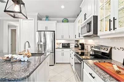 14549 Sonoma Blvd, Naples, FL 34114 - Photo 6