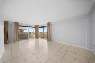 4807 Sunset Ct, Cape Coral, FL 33904 - Photo 4