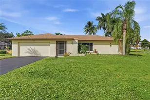 223 Pine Valley Cir, Naples, FL 34113 - Photo 1