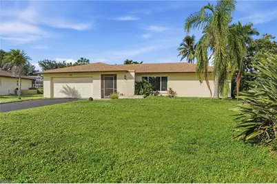 223 Pine Valley Cir, Naples, FL 34113 - Photo 2