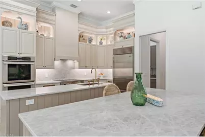 9833 Clear Lake Cir, Naples, FL 34109 - Photo 10